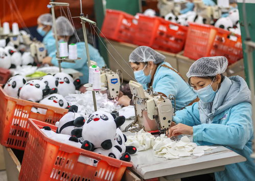 冰墩墩生產(chǎn)復(fù)工警示 拒絕黃牛高價(jià)倒賣音像制品